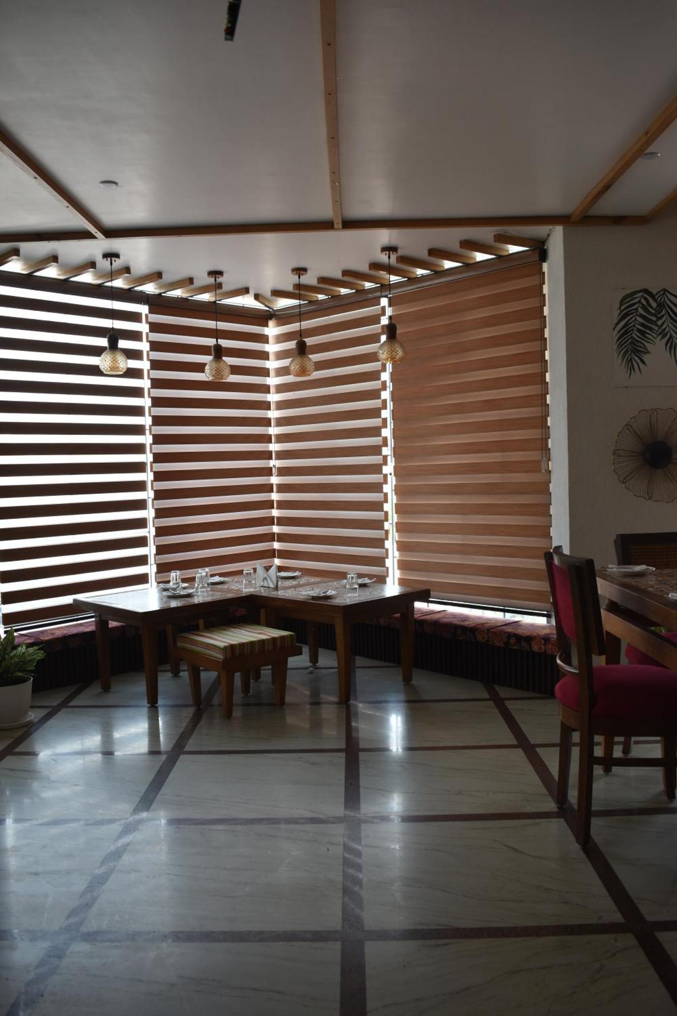 Hotel Padmini Palace Rani Pokhri Экстерьер фото